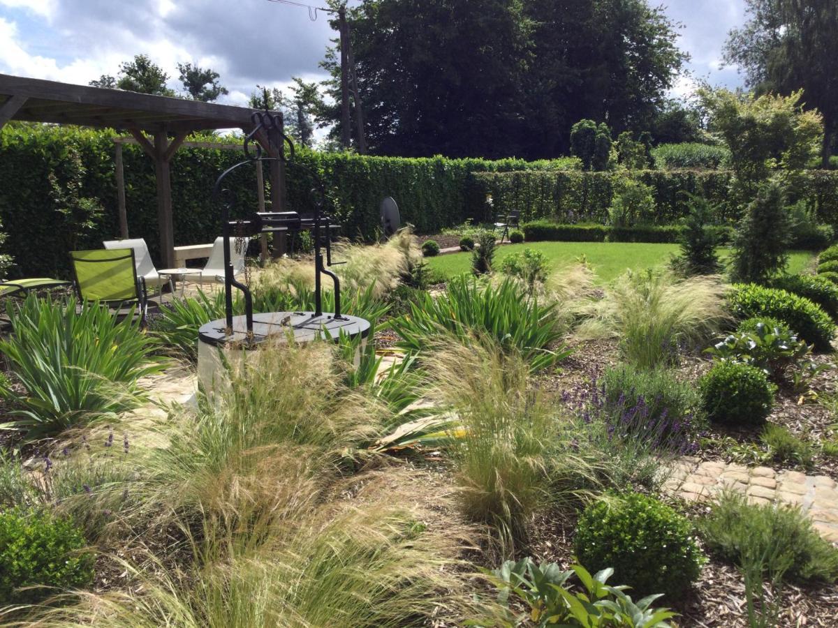 Le Clos-Masure De Beatrice Montreuil-en-Caux Exterior foto